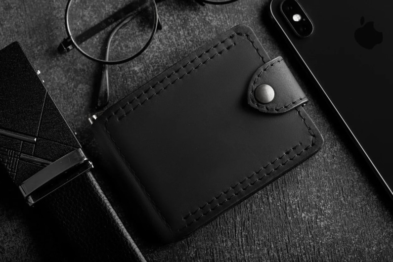 

Зажим для денег купюр кожаный DanGo mod.Porter black