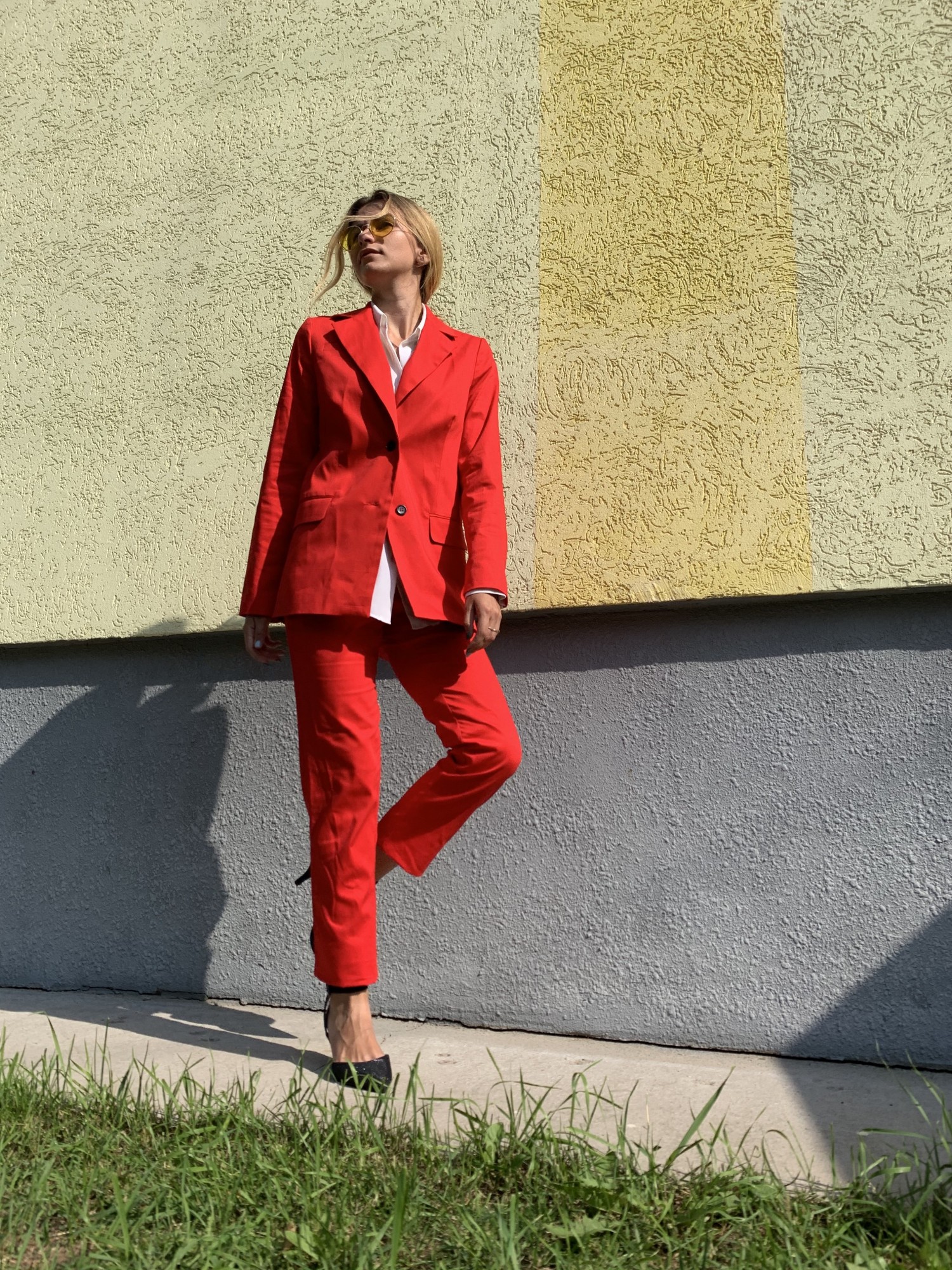 

Брючний костюм Femme Look 11309  червоний, Брючний костюм Femme Look 11309 S червоний