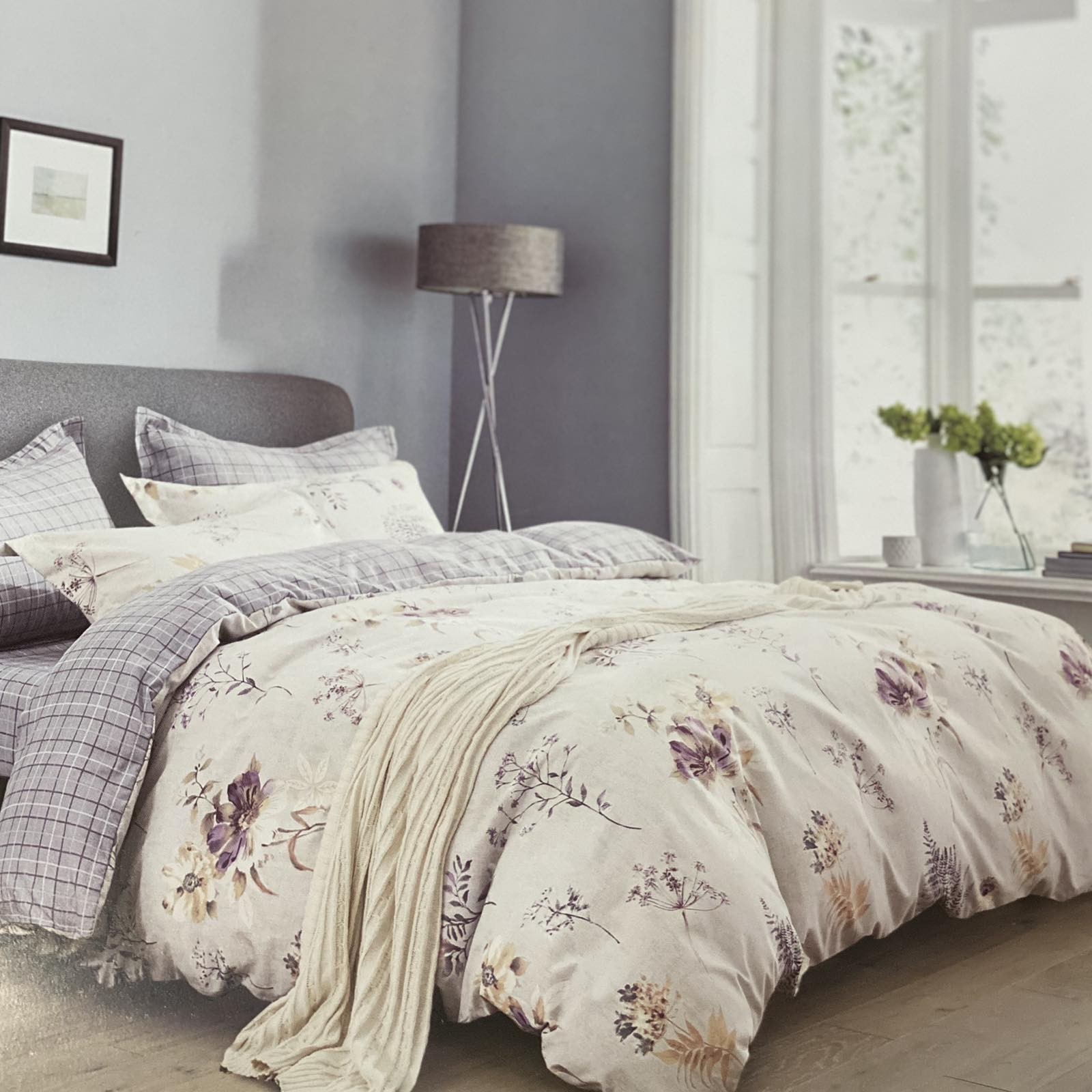 

Комплект постільної білизни Шем Royal satin 200Х220 різнокольоровий 31