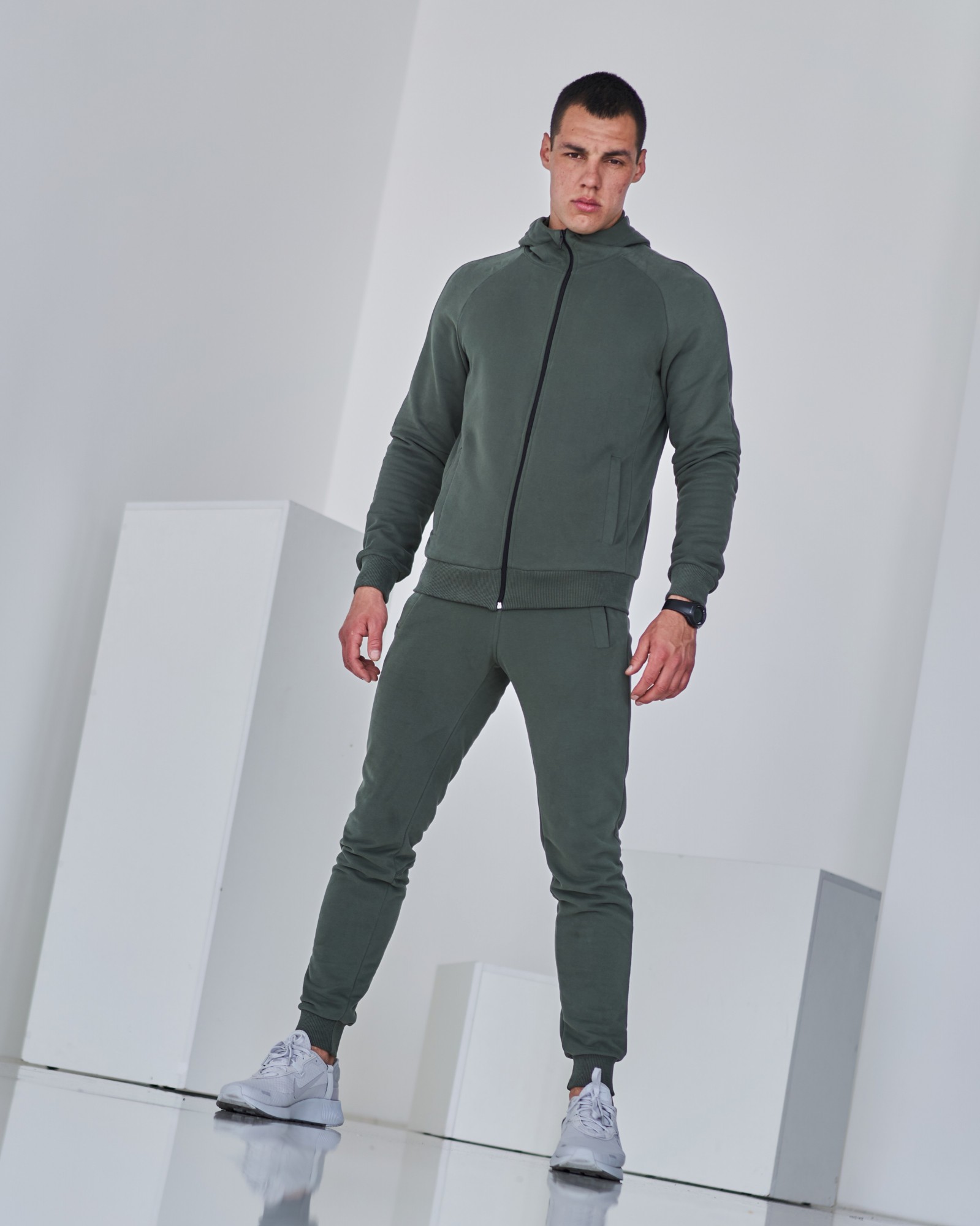 

Спортивный костюм тонкий GR8 active wear модель 361т3-хаки-браш размер M