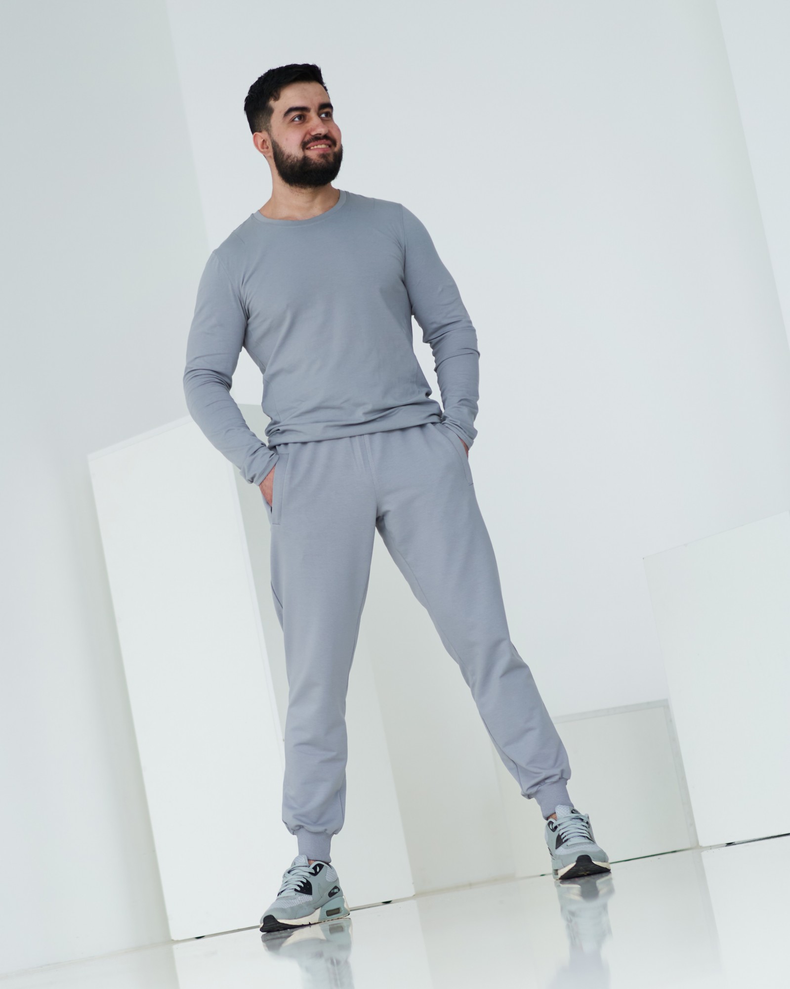 

Спортивные штаны тонкие GR8 active wear модель 44т2-св-серые размер, Спортивные штаны тонкие GR8 active wear модель 44т2-св-серые размер 7XL