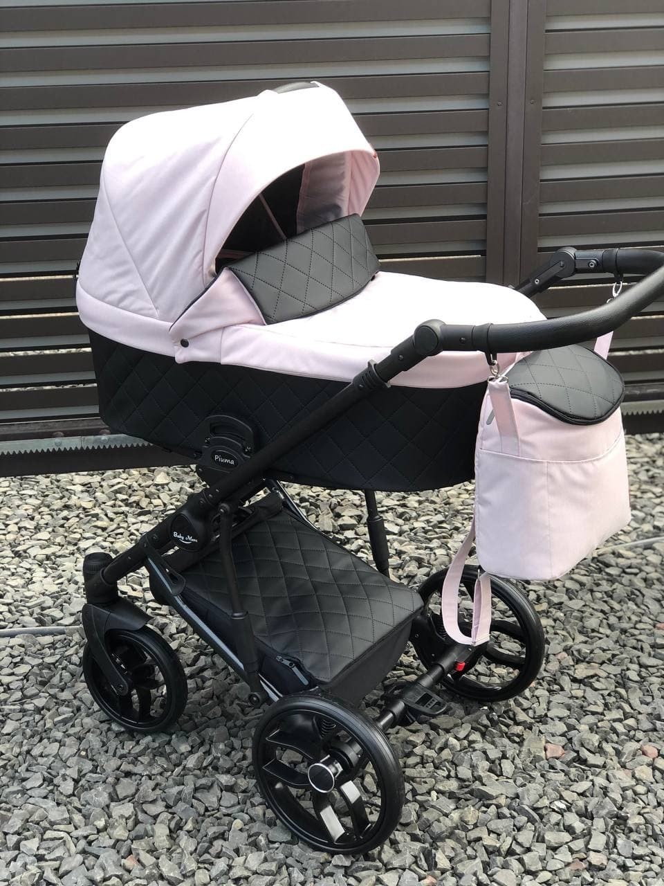

Универсальная коляска 2 в 1 Baby Merc Piuma 2 в 1 06В