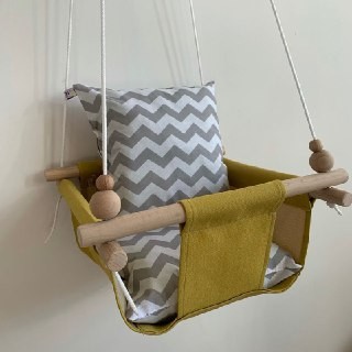 

Детская качеля Infancy Серый зигзаг, Желтая основа