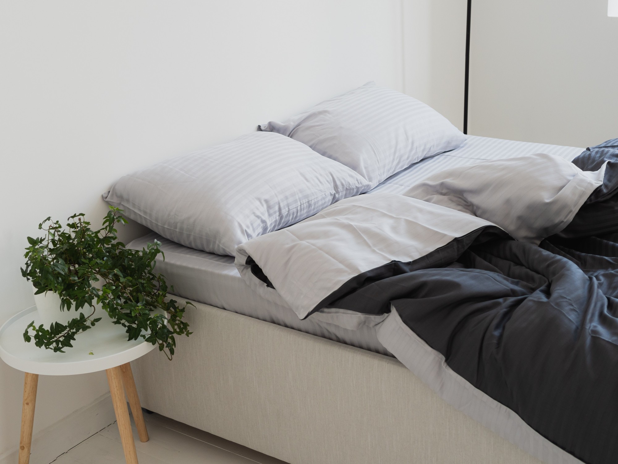 

Комплект постельного белья G.sleep Gray B страйп-сатин 180*220 см серо-голубой
