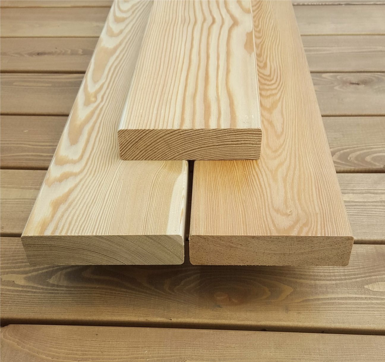 

Террасная доска палубная из сибирской лиственницы Экстра 27х120/140 мм, длина 2 - 6 м (м2)