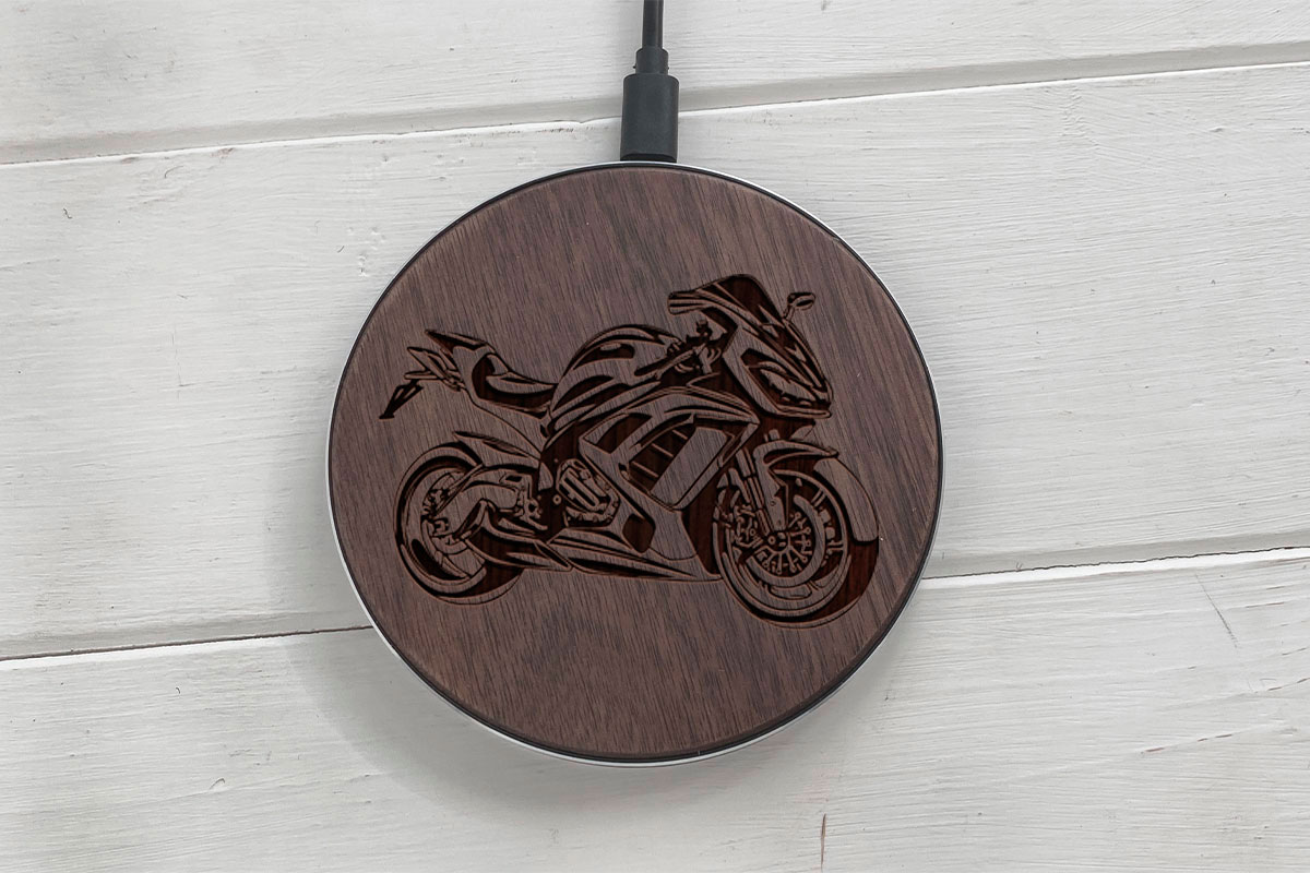 

Быстрая беспроводная деревянная зарядка SkinWood Black Fast Charge Bike