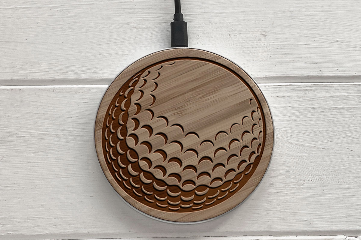 

Быстрая беспроводная деревянная зарядка SkinWood White Fast Charge golf