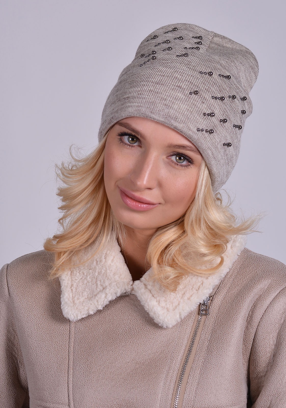 

Вязаная шапка Retto 55-60 р. Дождь бежевий