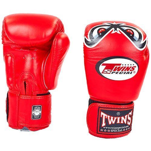 

Перчатки боксерские FBGV-25 Twins 14oz Красный (37426025)
