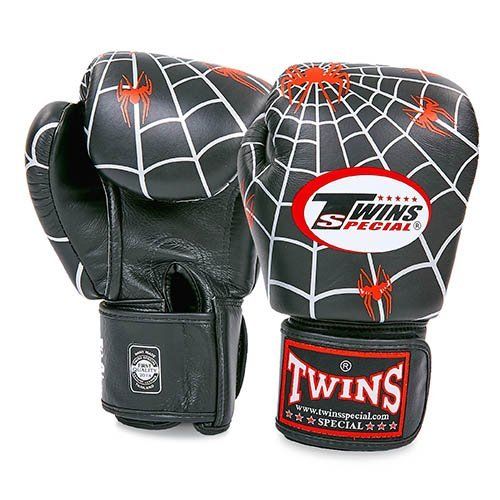 

Перчатки боксерские FBGVL-3-8C Twins 10oz Черный (37426092)