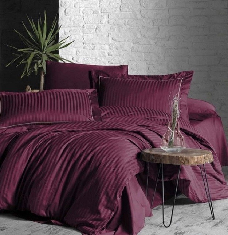 

Комплект постельного белья Сатин Страйп CottonTwill 1.5-спальный 150х220 см цвет Бордо (SСП034-3)