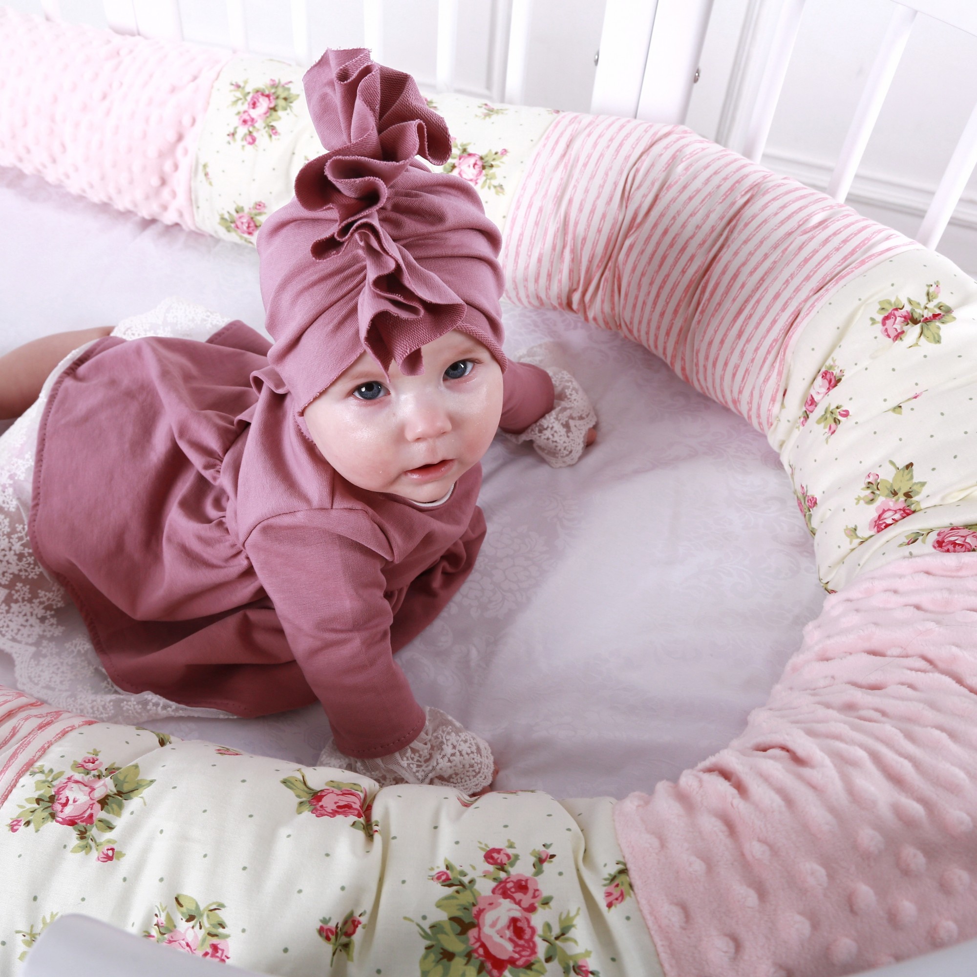 

Защита в кроватку 5 в 1 MammyDo Shabby Chic розово-бежевая 250 см