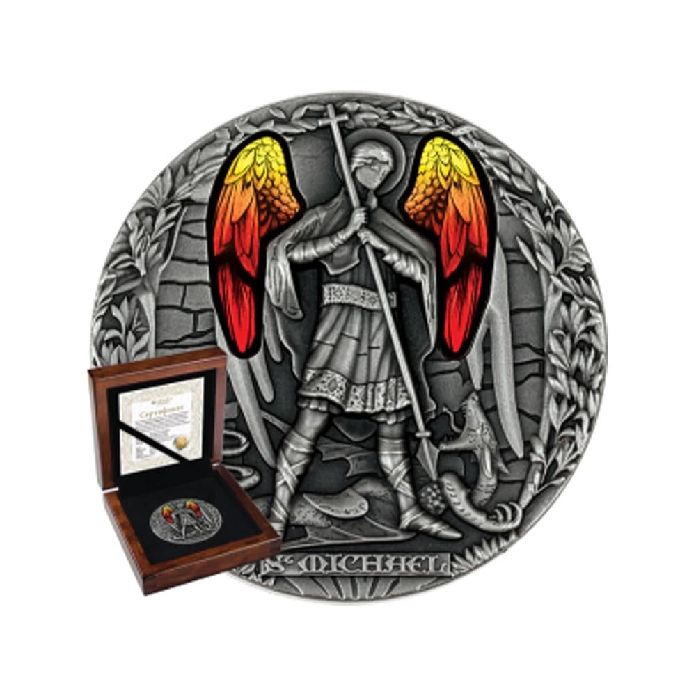 

Архангел Михаил ~ Серебряная монета с витражными вставками ~ в деревянном футляре