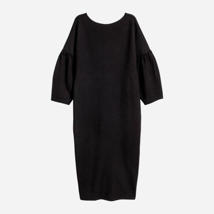 

Платье H&M 2hm053300062 40 Черное