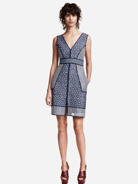

Платье H&M 3279042-ACIJ 32 Бело-синее