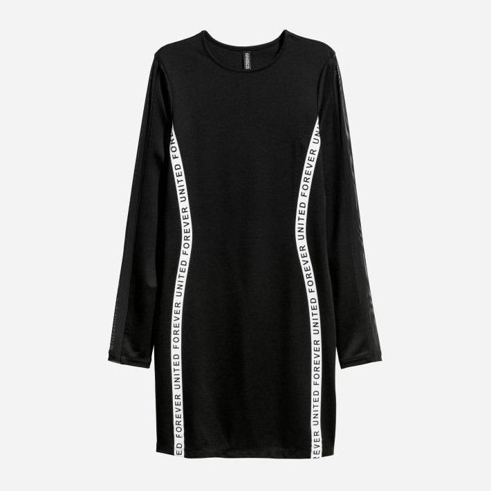 

Платье H&M Divided 05274876 34 Черное