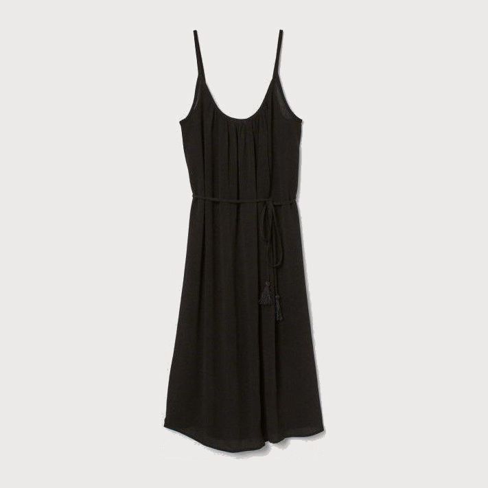 

Платье H&M 06907139 38 Черное