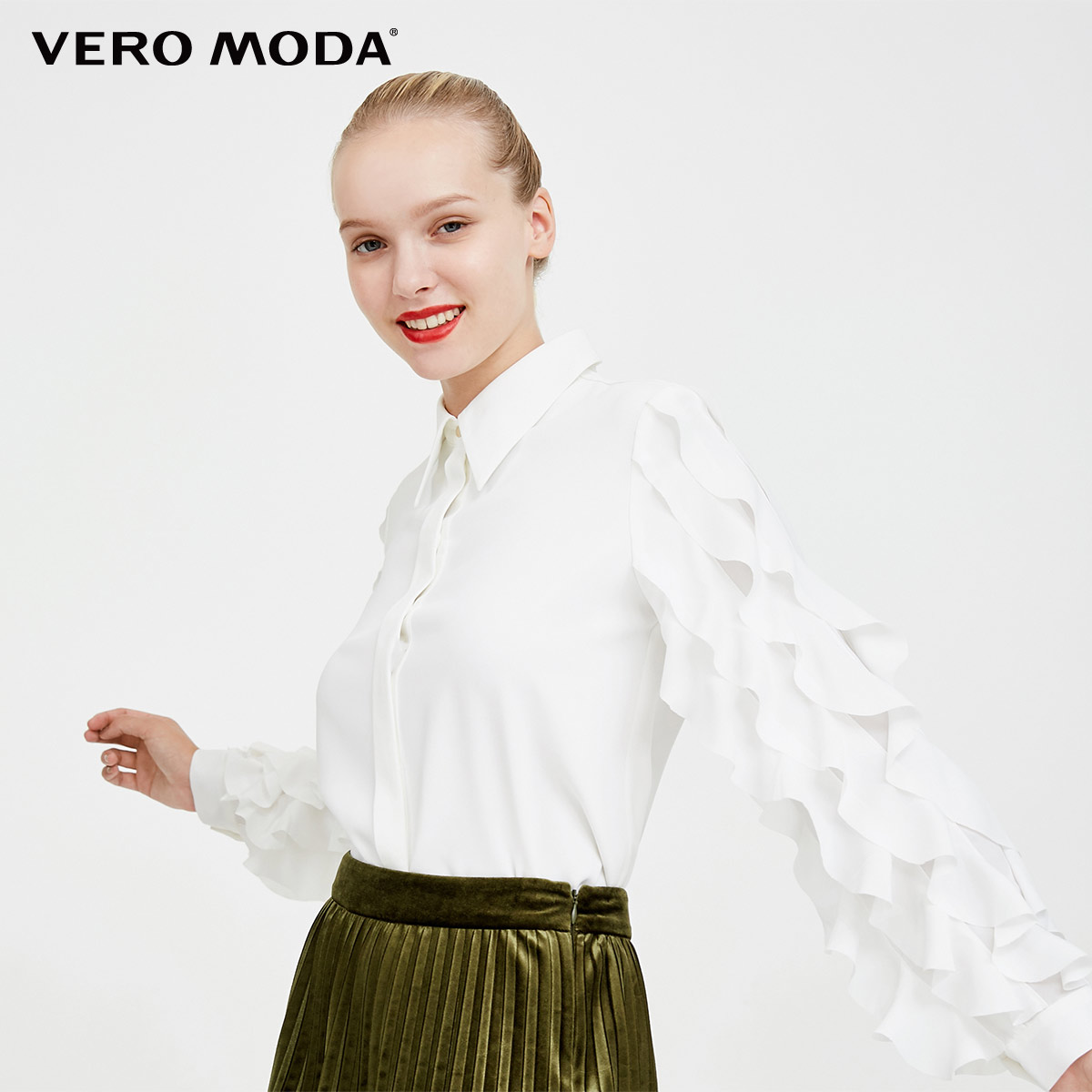 

Блуза Vero Moda 317405507S85SK M білий