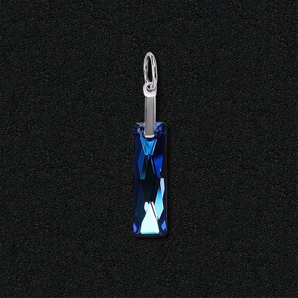 

Срібний підвіс з кристалом Swarovski 3306cbb