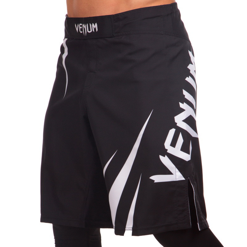 

Шорты для смешанных единоборств Venum Challenger Heroe 5247 размер L (48-50) Black-White
