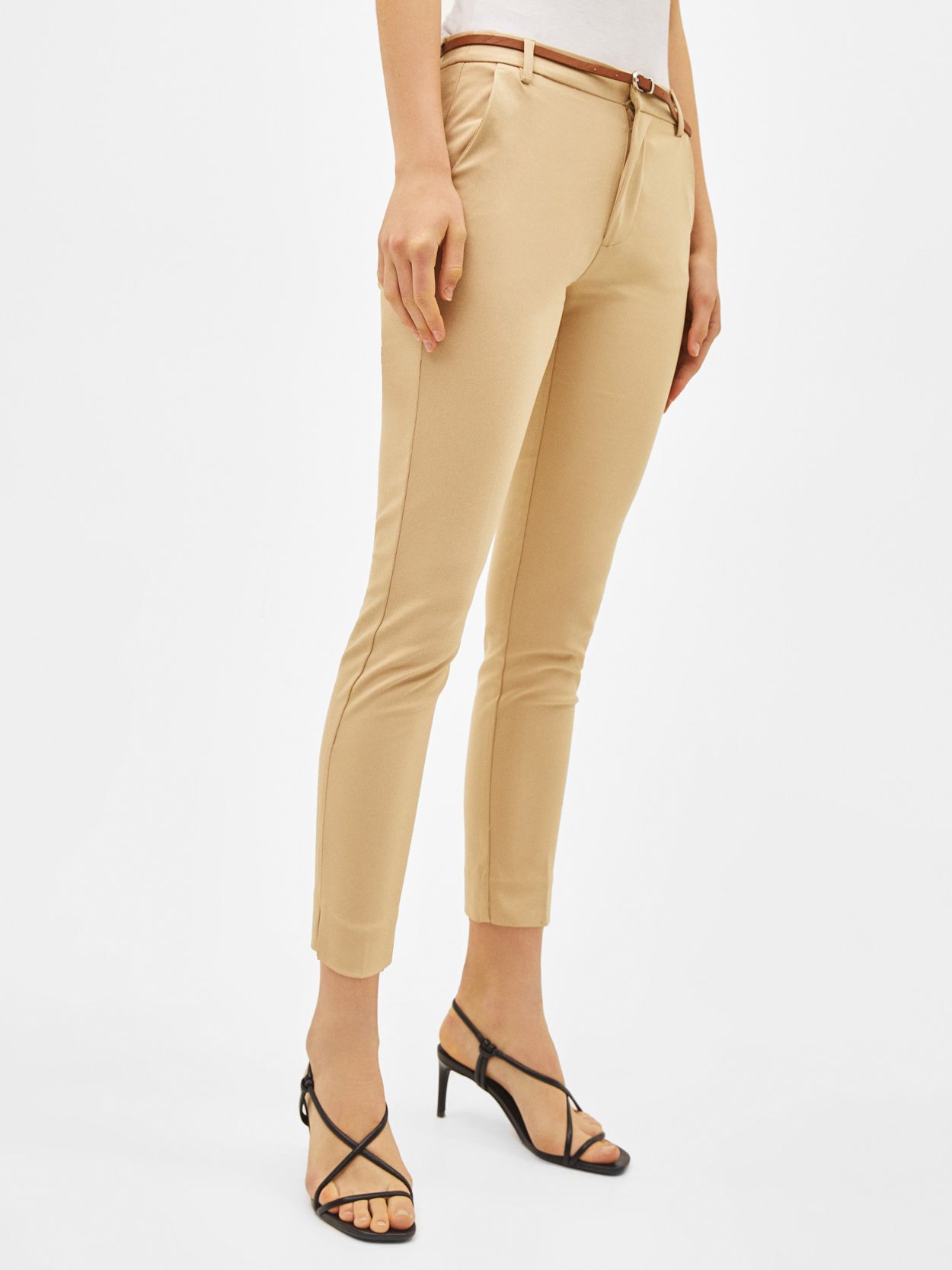 

Брюки Bershka 05058628710  Бежевые, Брюки Bershka 05058628710 38 Бежевые