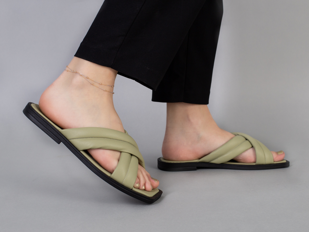 

Шлепанцы VZUTIK 36 Хаки 6743-1/36