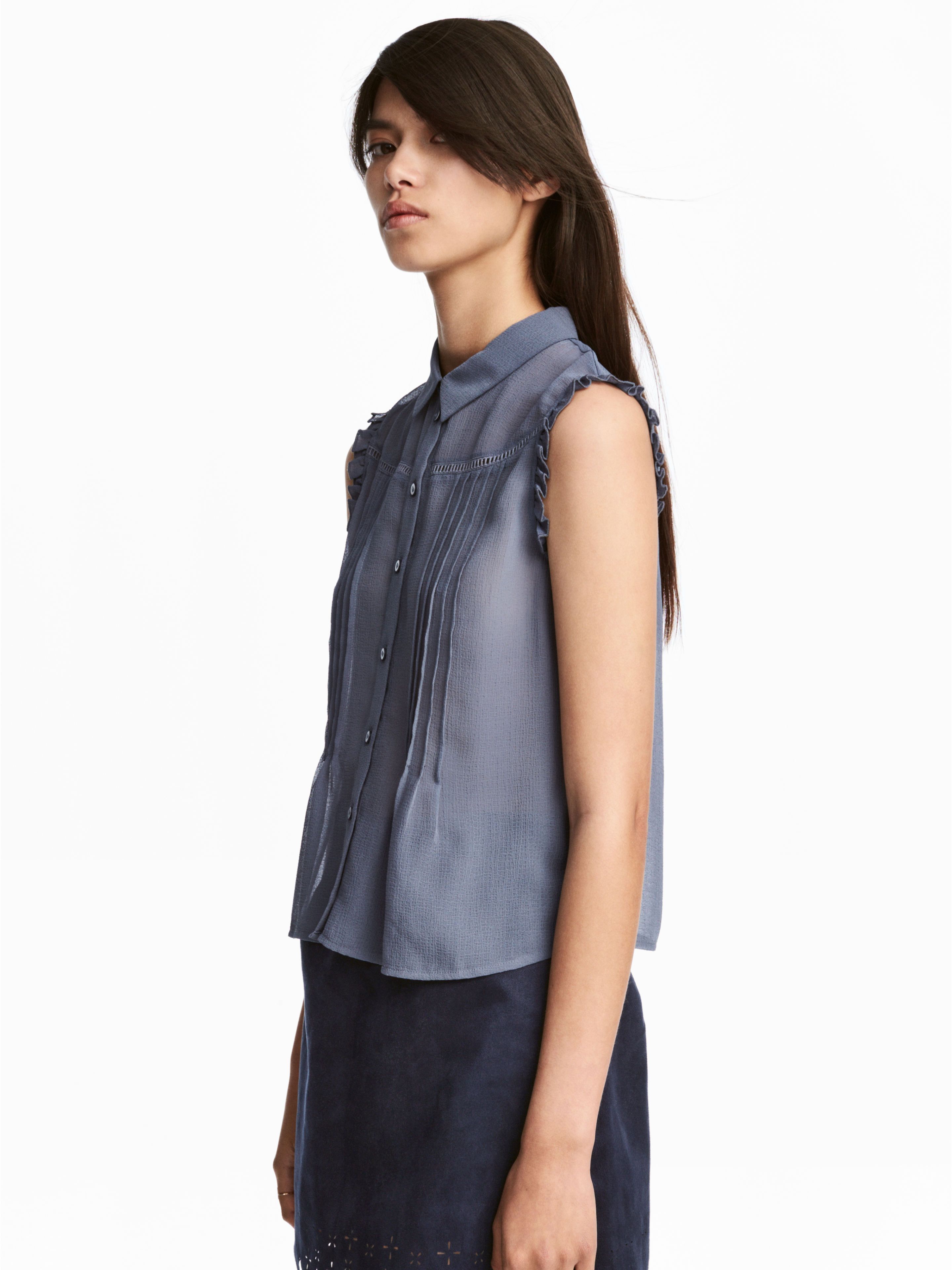 

Блузка H&M 5120276-ACTZ 36 Бледно-голубая