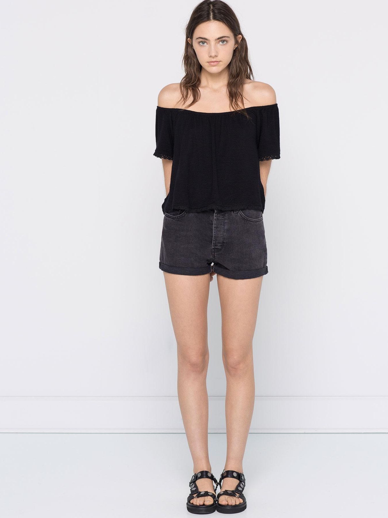 

Топ Pull & Bear 5244/316/800-AAAD-AAAD-AAAD M Черный