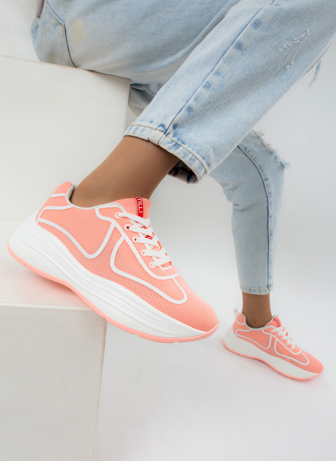 

Кроссовки женские STILLI ST8067-5 розовые/белые 40