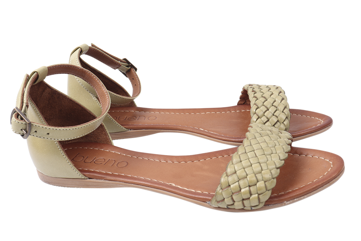 

Босоніжки жіночі з натуральної шкіри, на низькому ходу, із закритою п'ятою, колір зелений, Bueno 246-21LBC 38