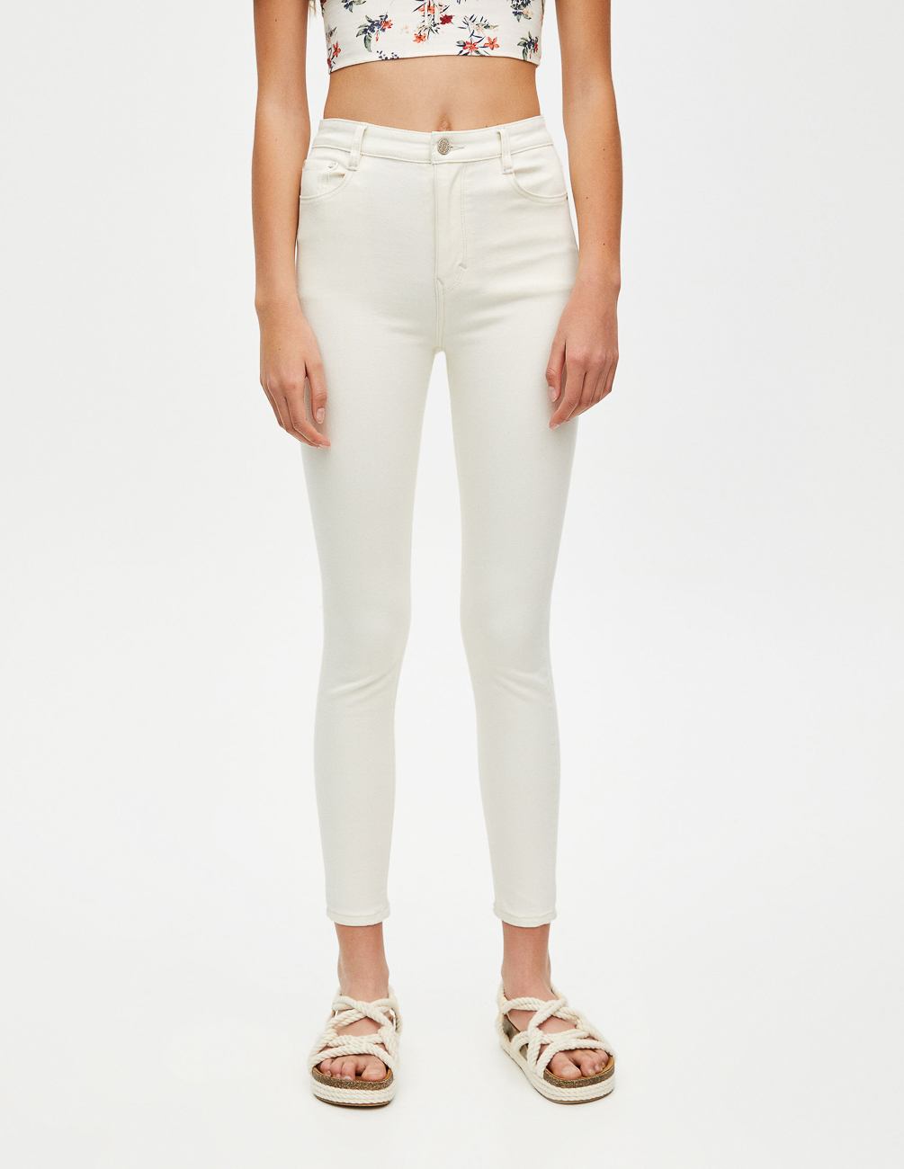 

Джинсы PULL & BEAR Ж1065739 (5687/314/805) цвет бежевый L