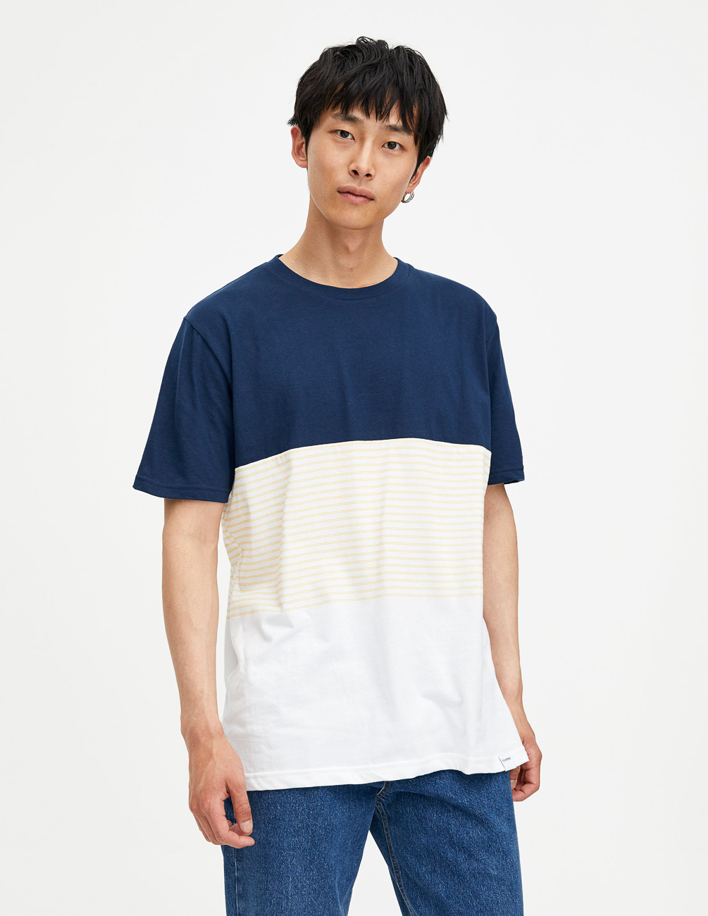 

Футболка PULL & BEAR М0111829 (9230/529/300) цвет синий-белый L