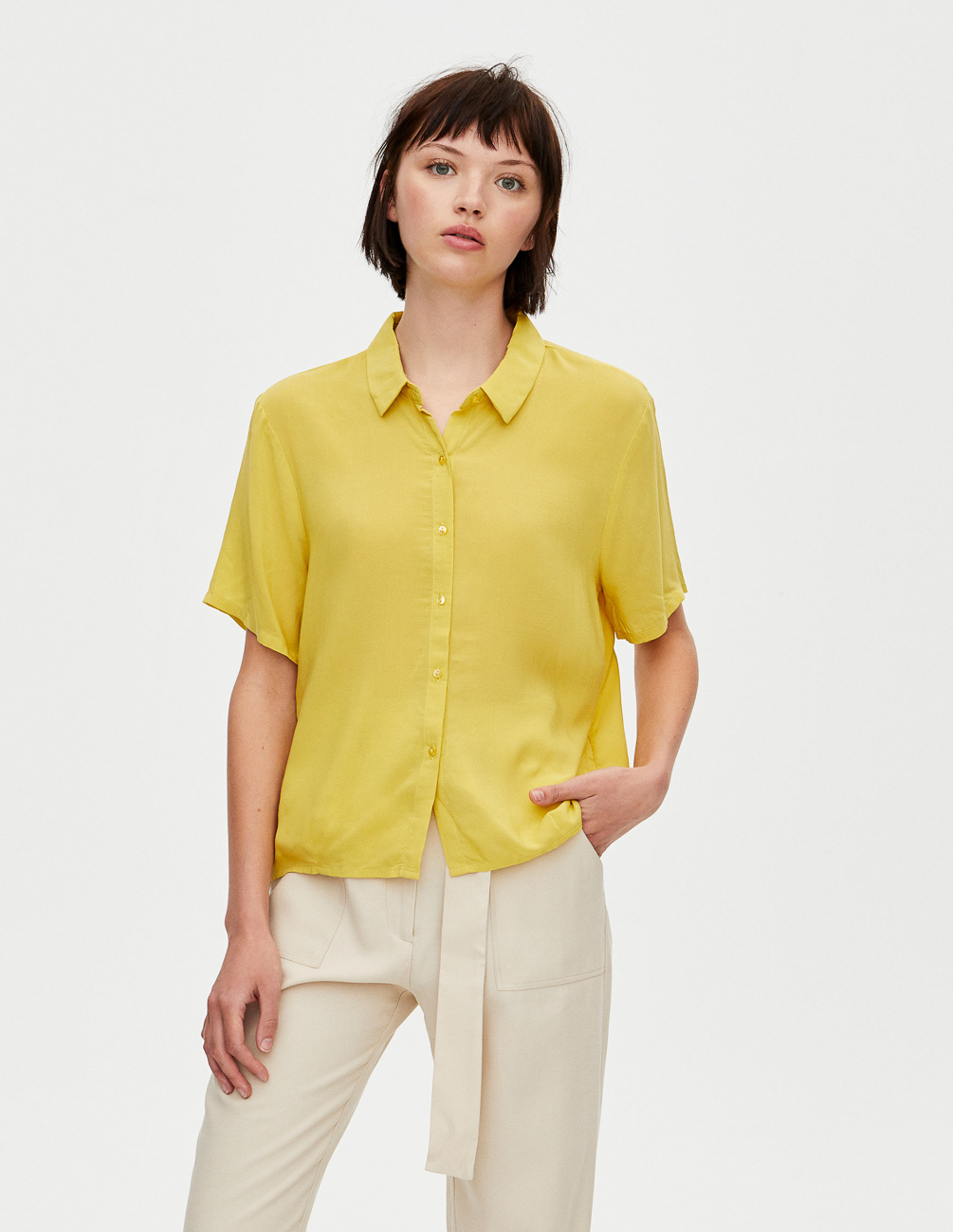 

Рубашка PULL & BEAR Ж1066427 (5470/349/520) цвет желтый, Рубашка PULL & BEAR Ж1066427 (5470/349/520) цвет желтый S