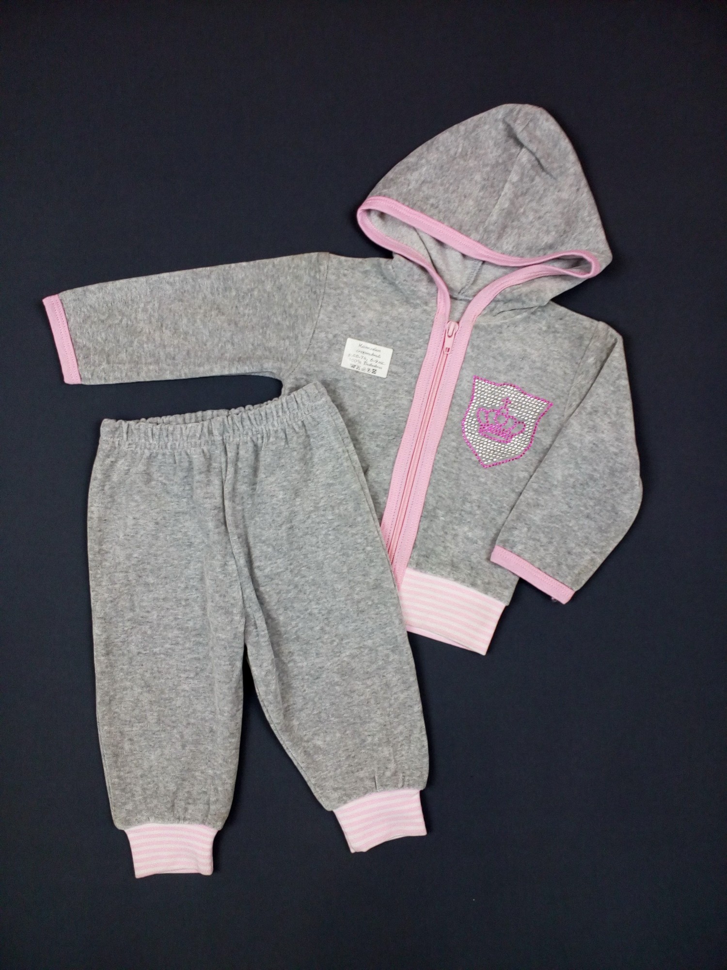 

Костюм спортивный кофта + штаны Baby Life со стразами 68-74см серый 21-15