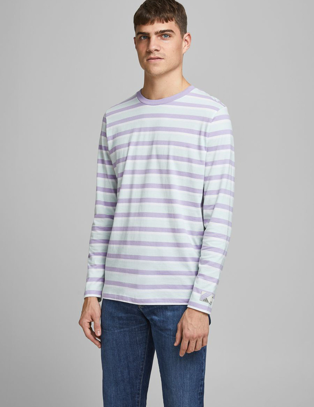 

Футболка д/р JACK&JONES М0111120 цвет разноцветный L