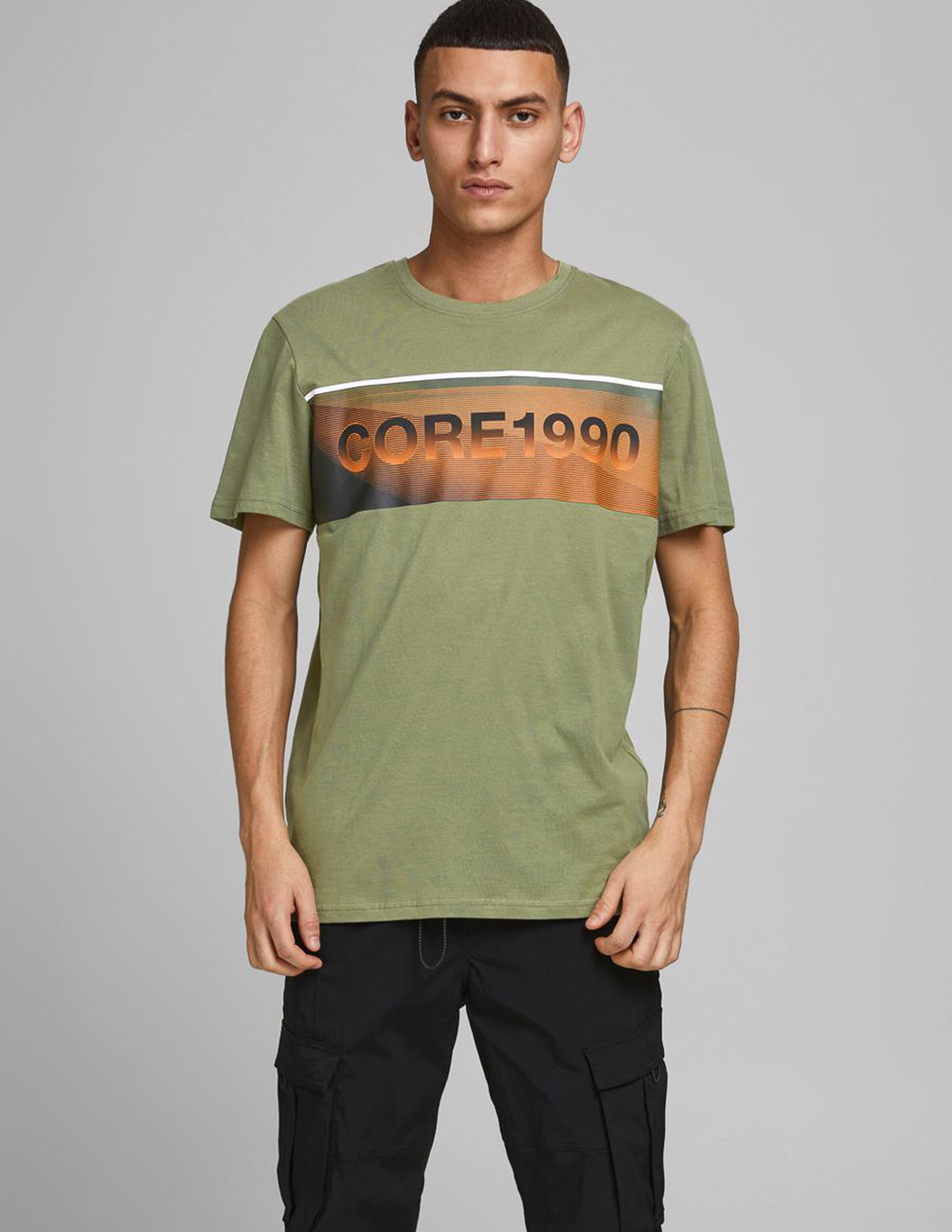 

Футболка JACK&JONES М0111040 цвет зеленый L