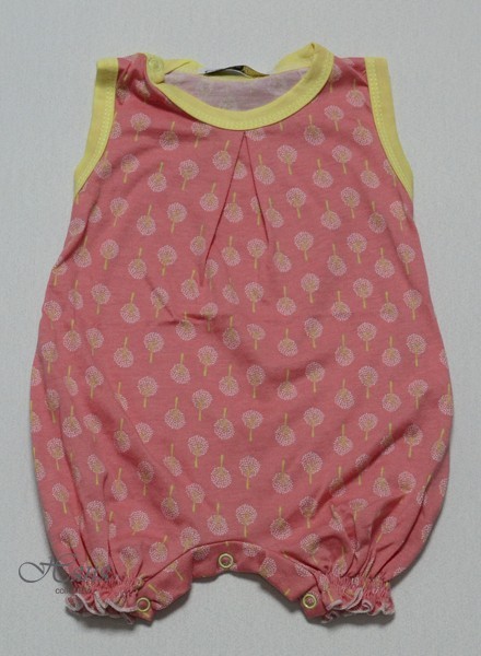 

Песочник Няня персиковый с желтым Blowball 74 размер