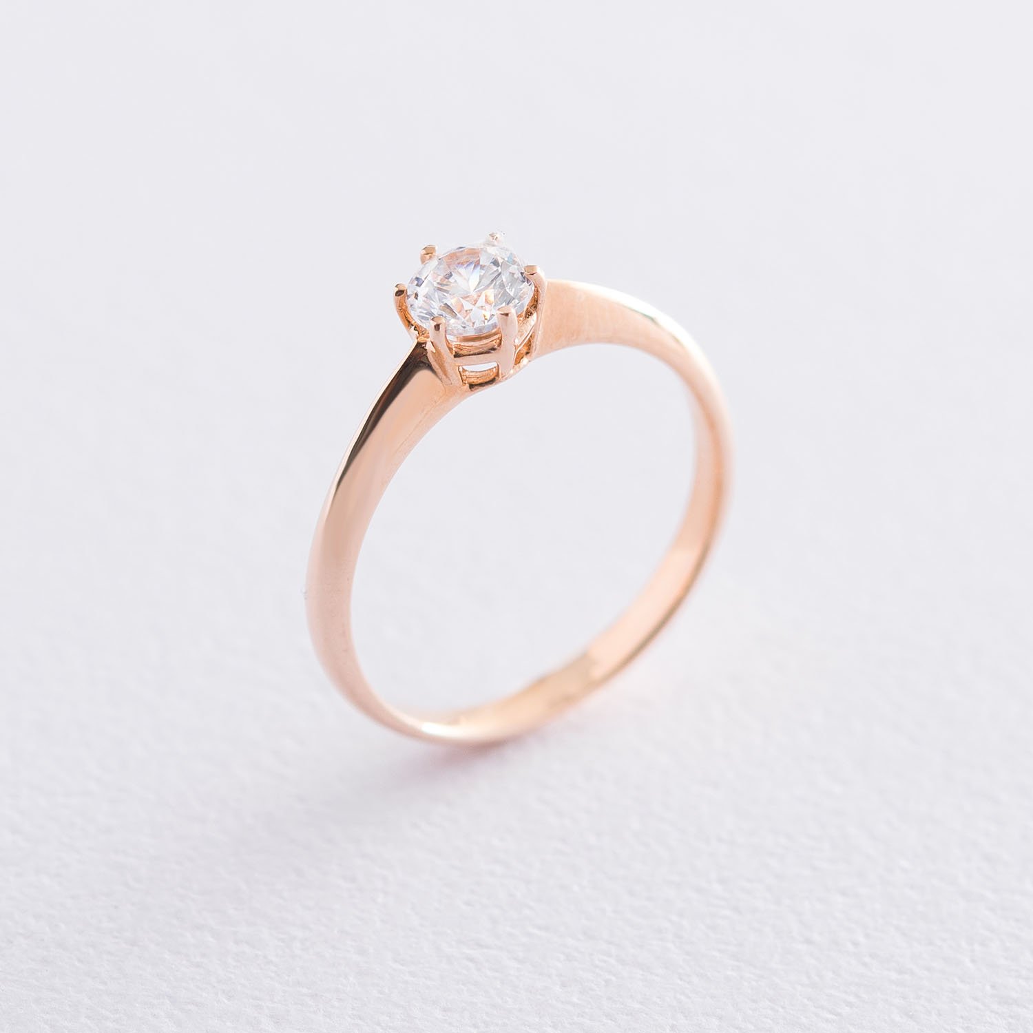 

Золотое помолвочное кольцо (циркон Swarovski) к06223 Оникс 15