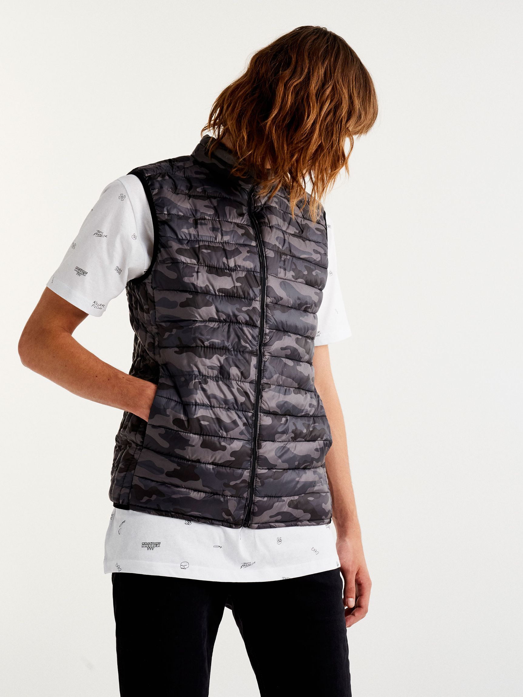 

Жилет Pull & Bear 9713705807 XL Принт
