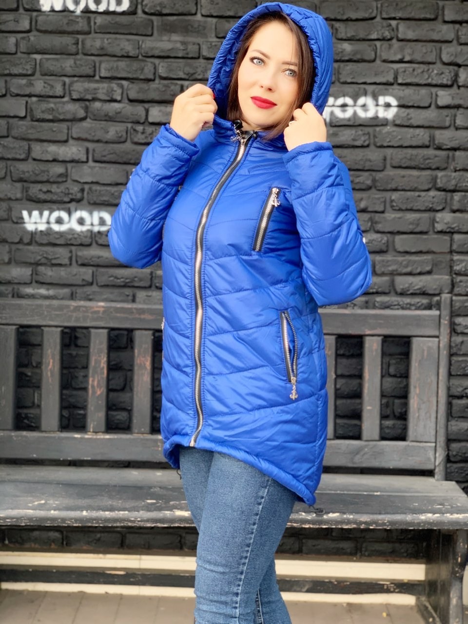 

Куртка KHAN женская парка зимняя с капюшоном электрик 44 S