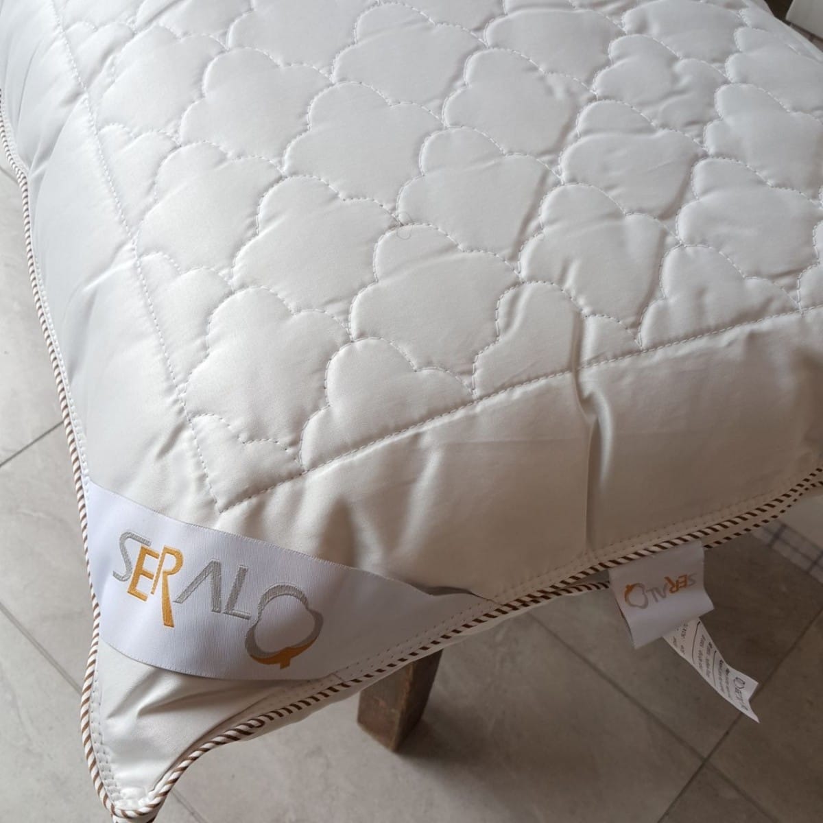 

Подушка Zugo Home Camella 50*70 белый