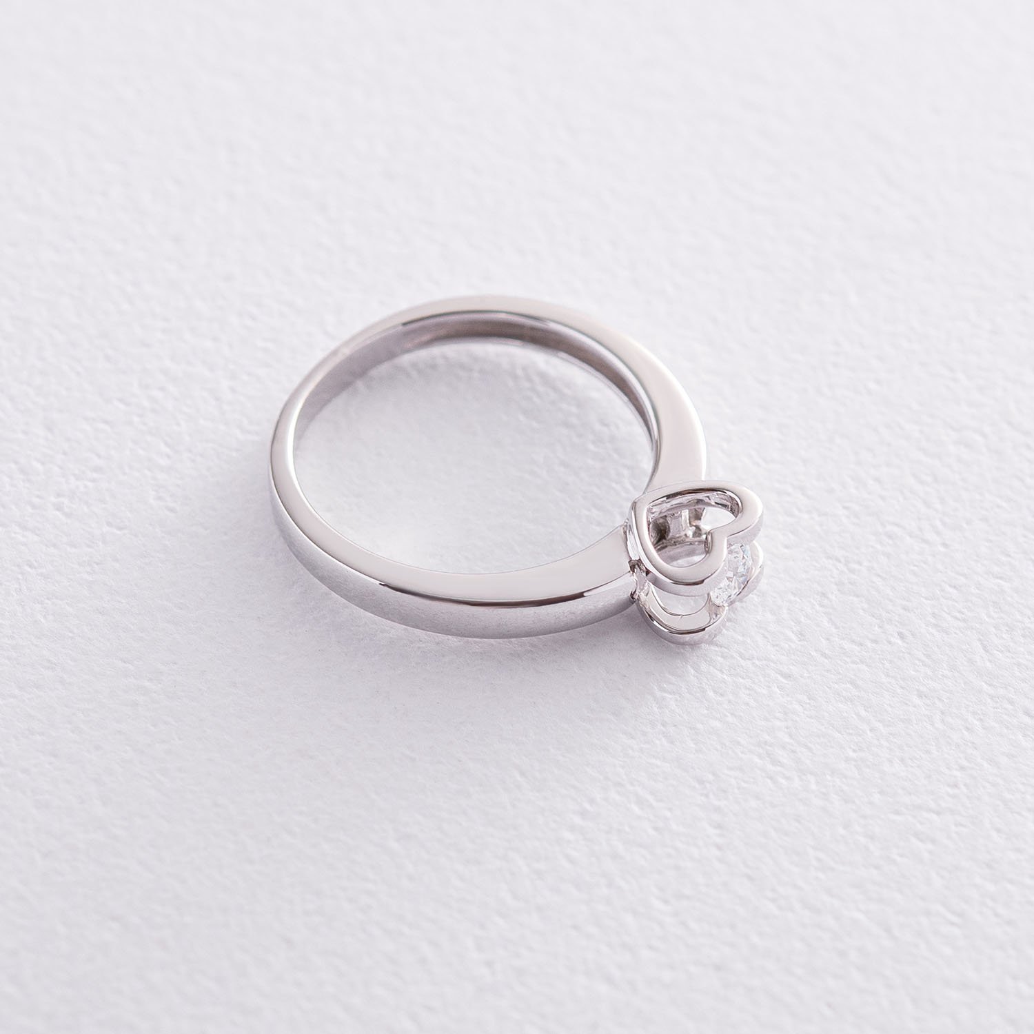 

Золотое помолвочное кольцо (куб. циркон Swarovski) к06278 Оникс 17