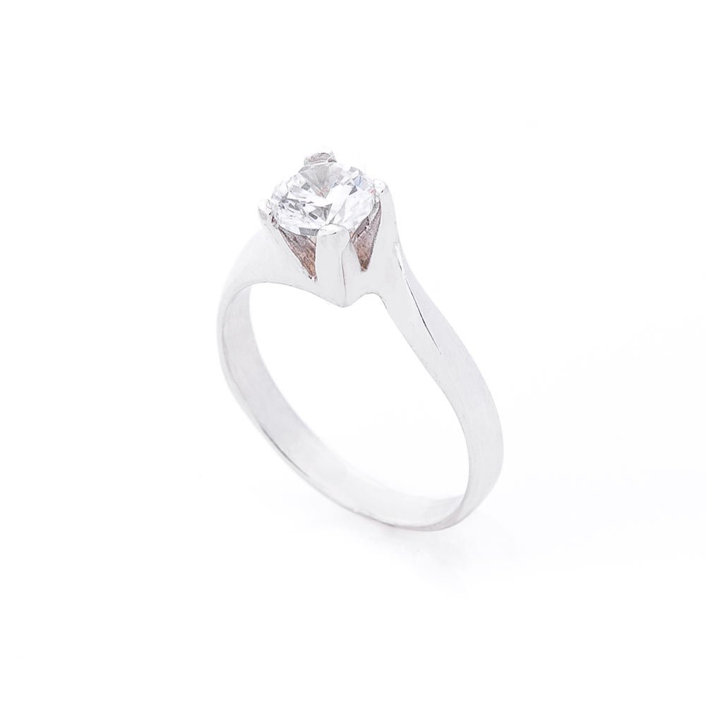 

Серебряное кольцо с фианитом 11926 Оникс 18.5