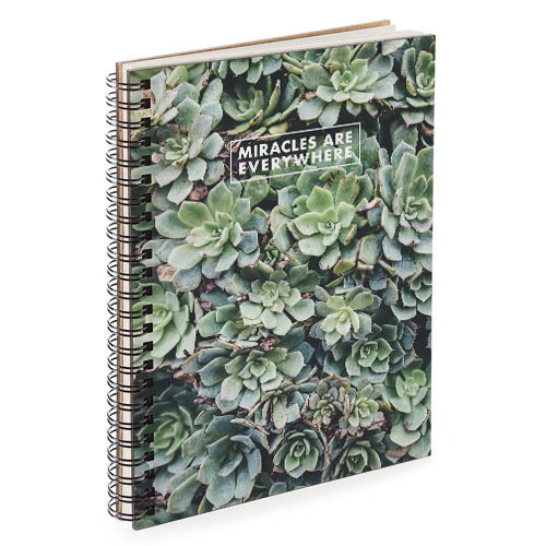 

Скетчбук Presentville Miracles are everywhere 14,7х21 см
