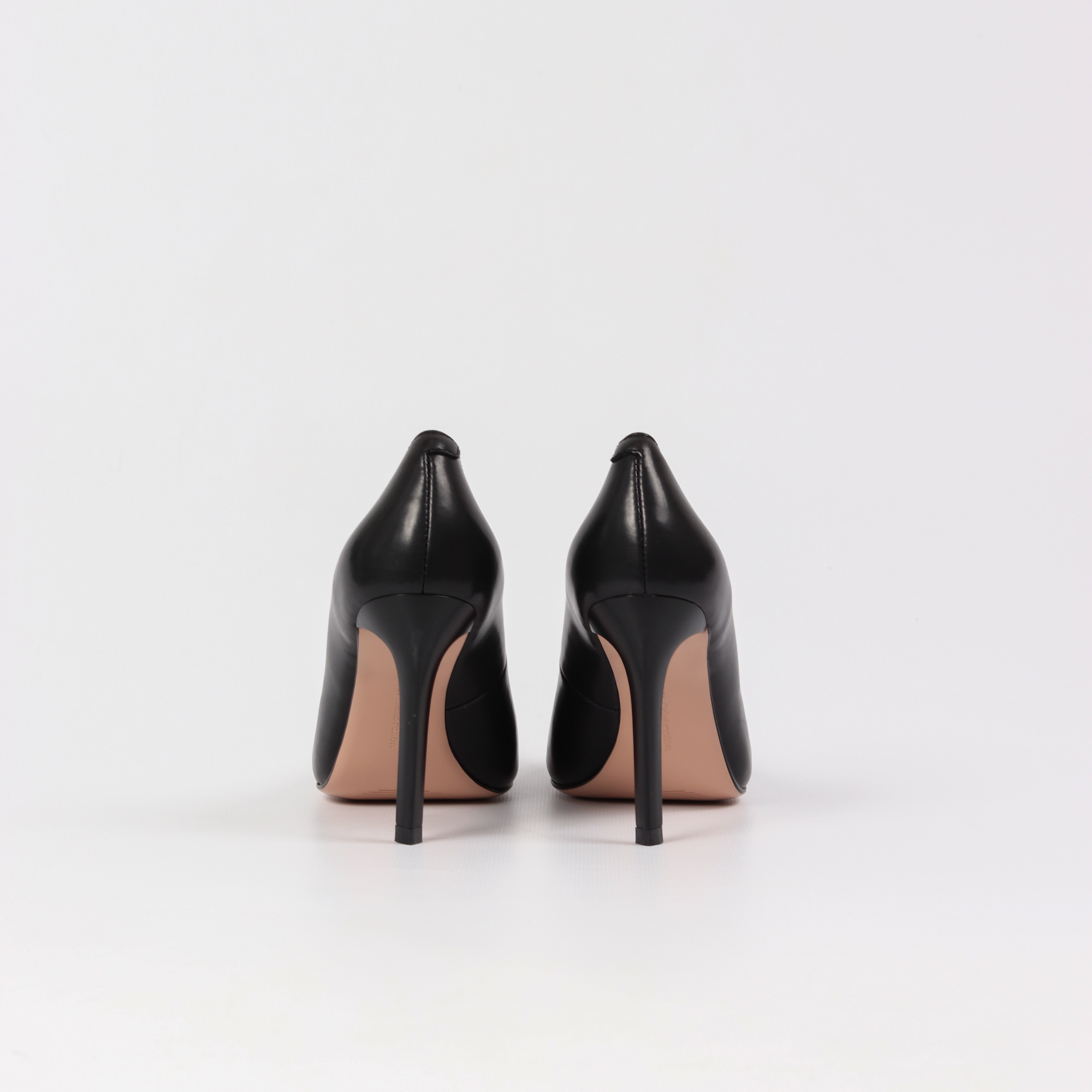 

Туфлі-човники Respect 38 Чорний SS75-134016