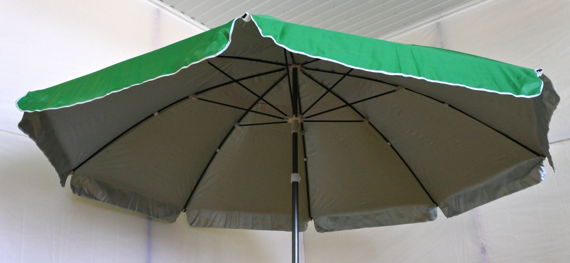 

Зонт садовый торговый Sansan Umbrella 011F зеленый 3 метра
