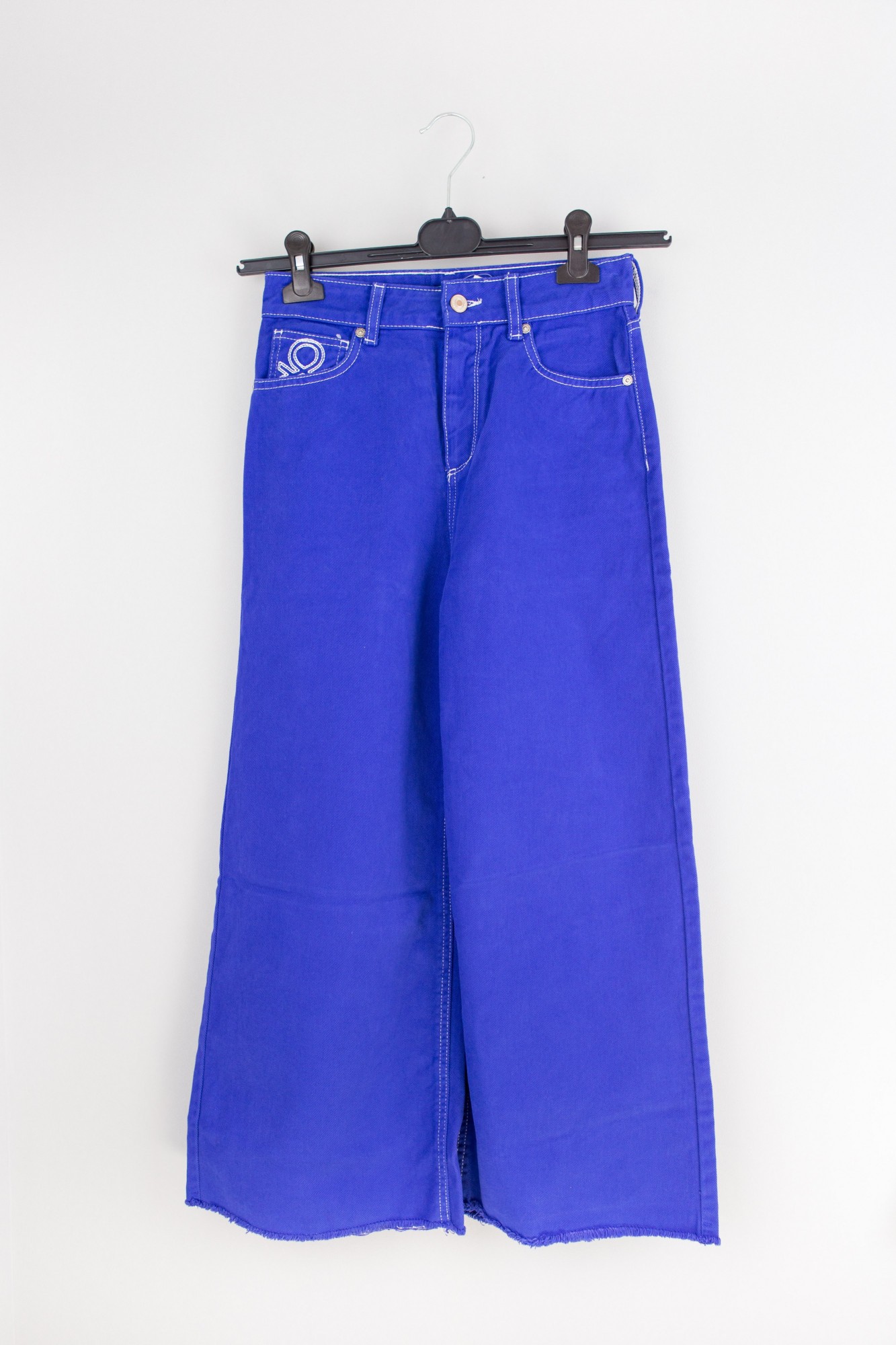 

Джинсы United Colors of Benetton 25 фиолетовый 8300338500251