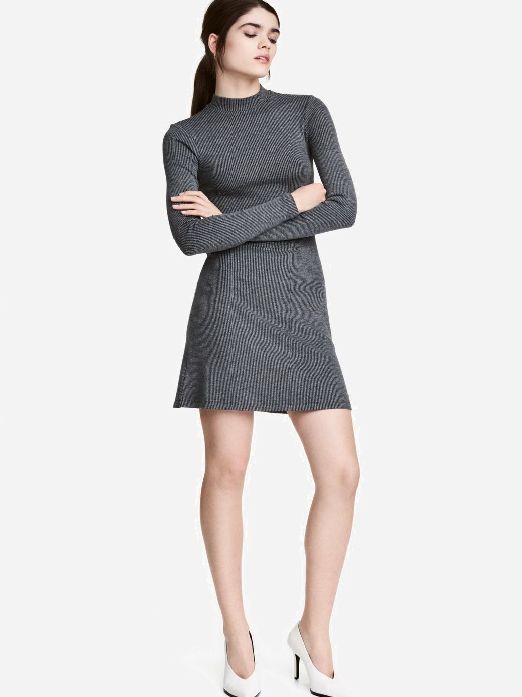 

Платье H&M 0499938-5 40 Серое (СА2000001648148)