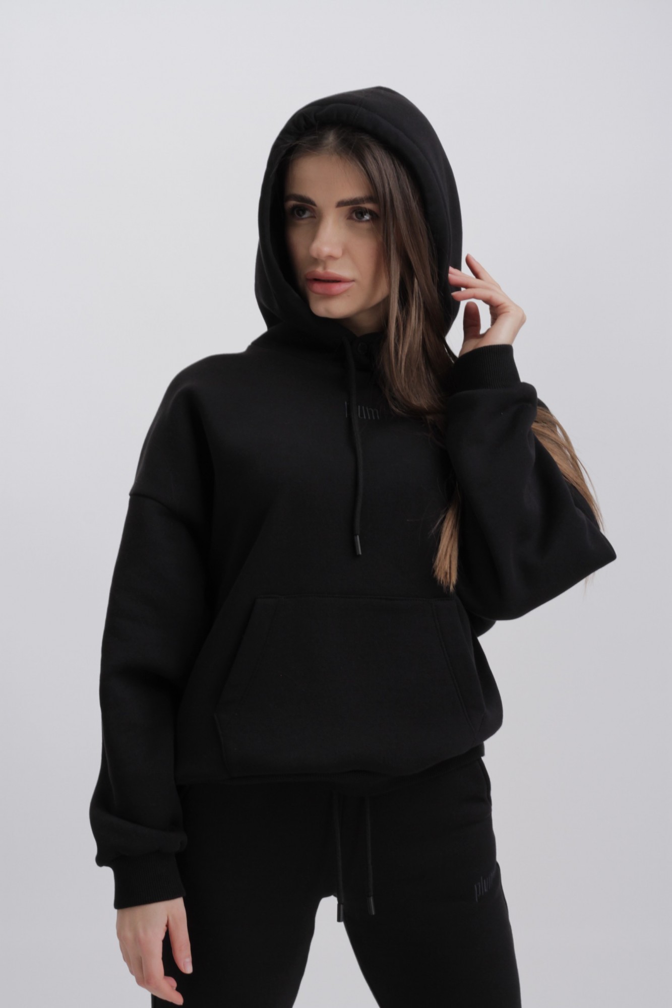 

Худи Plum  черный 159-02, Худи Plum S черный 159-02