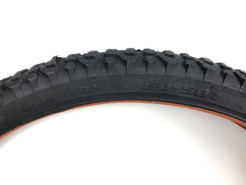 

Покрышка велосипедная DRC 24*1.95 (54-507) шипована 216, Вьетнам Арт2184